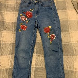 💙💙💙Womans High Waisted Floral Jeans 💙💙💙